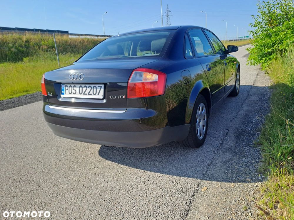 Audi A4 Avant - 12