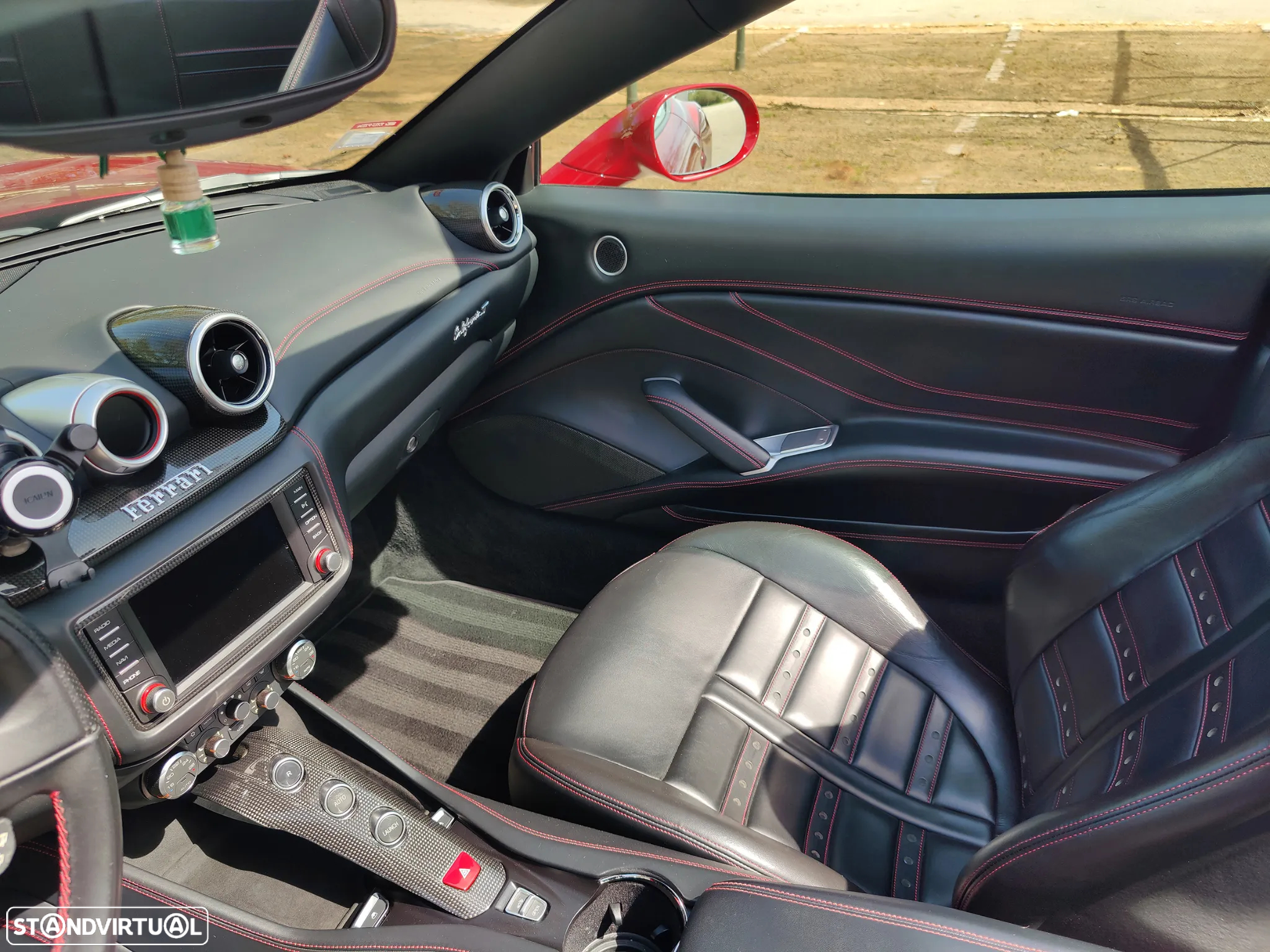 Ferrari California T Hele - 28
