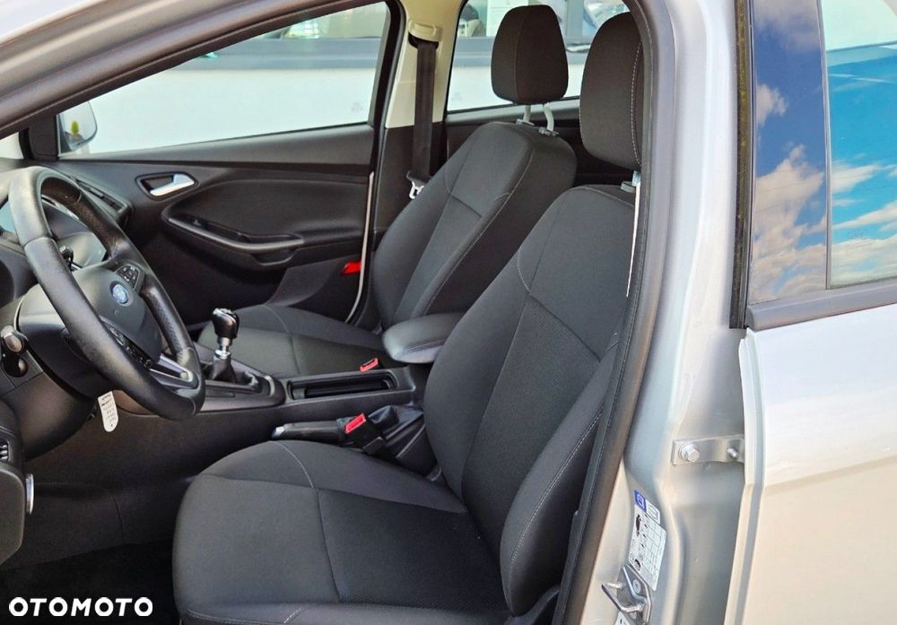 Ford Focus - 10