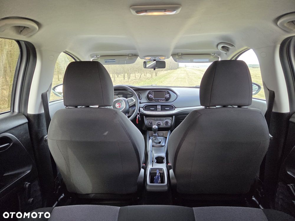 Fiat Tipo 1.4 T-Jet 16v Street - 22
