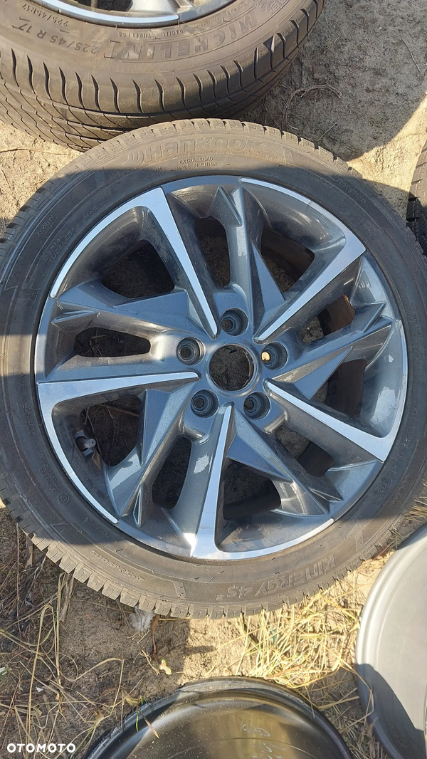 Felga pojedyncza HYUNDAI I30 FELGA 7JX17 ET53 52910-G4700 ORYGINAŁ