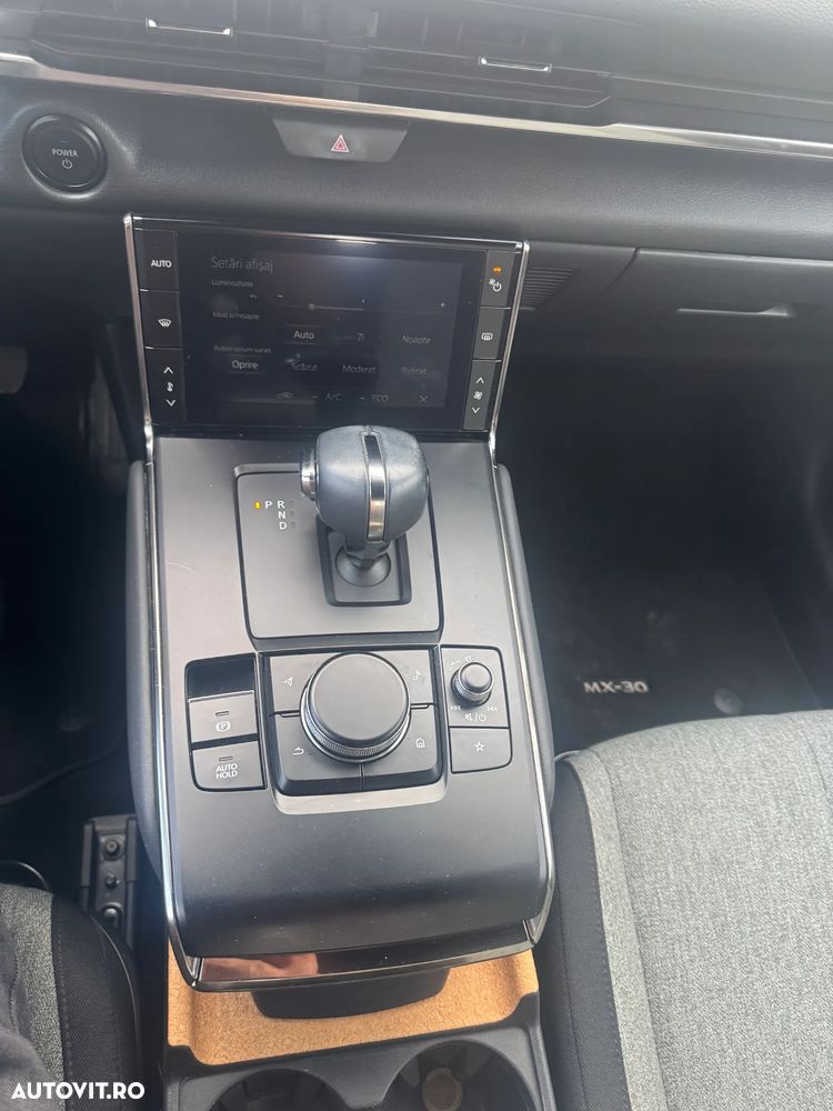 Mazda MX-30 e-SKYACTIV EV Advantage (Modern Confidence) - 17