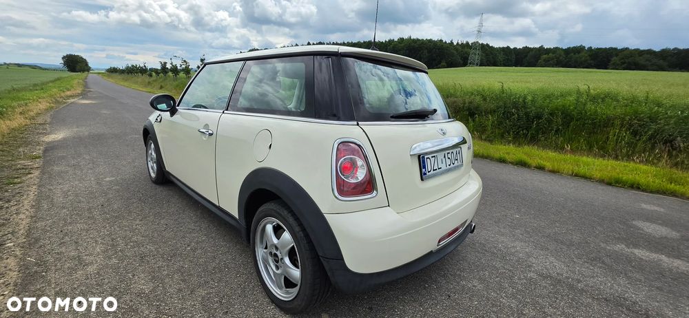 MINI ONE - 8