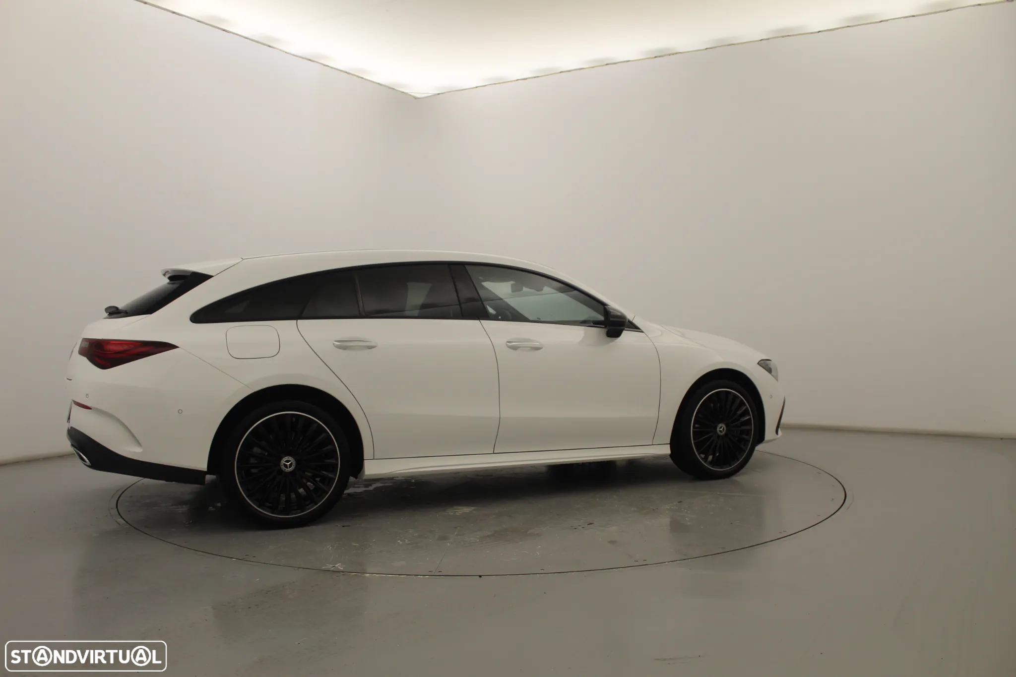 Mercedes-Benz CLA 250 e Shooting Brake AMG Line - 7