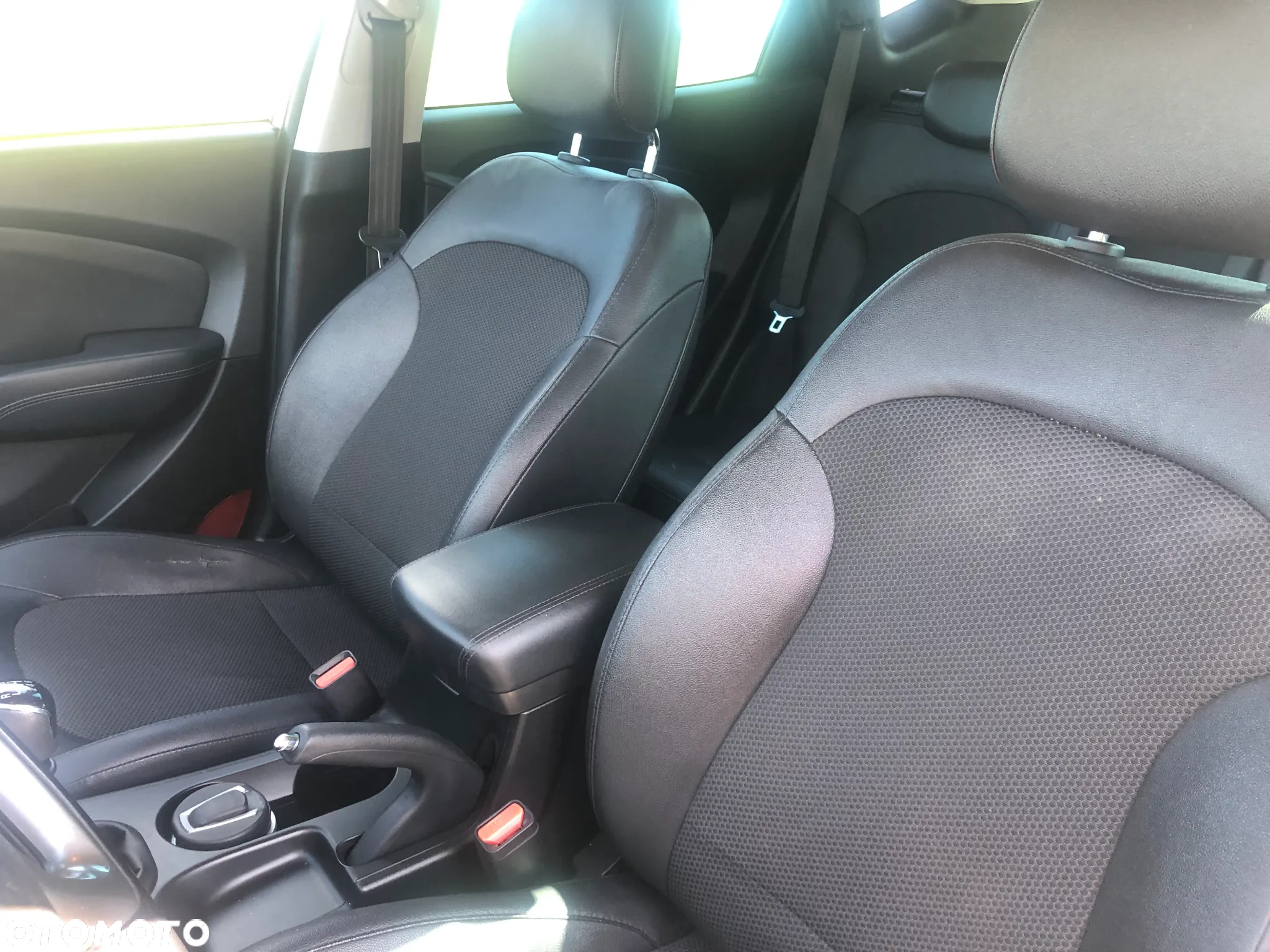 Hyundai ix35 1.6 GDI Premium 2WD - 6