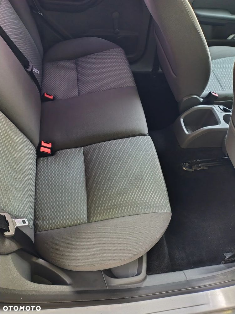 Ford Focus 1.8 TDCi Trend - 8