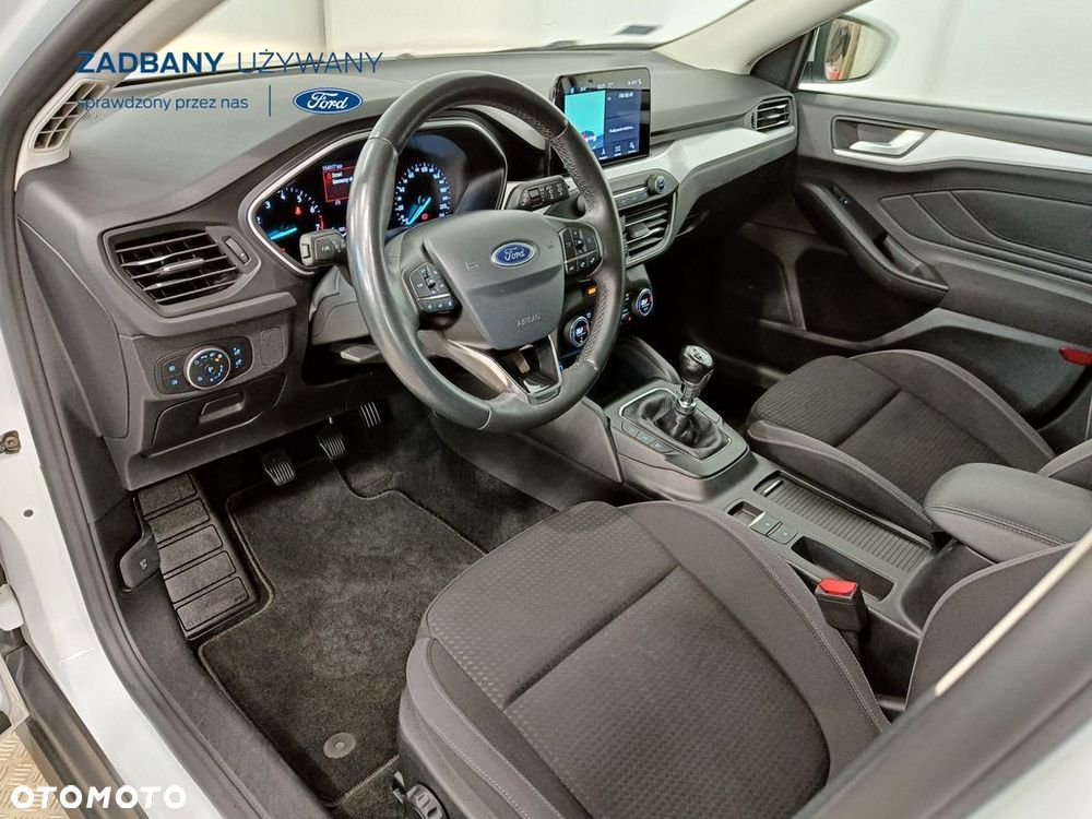 Ford Focus 1.0 EcoBoost Trend - 10