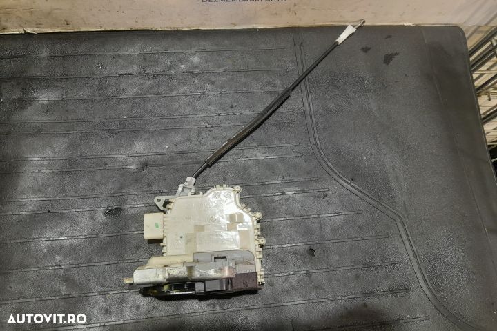 Broasca usa spate stanga 8K0839015C 8K0839015C Audi A4 B8/8K [2007 - - 1