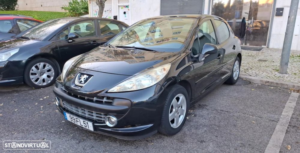 Peugeot 207 1.4 HDi Trendy - 3
