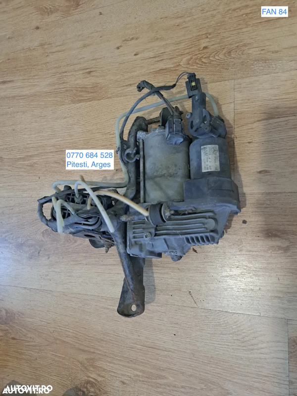 Compresor pompa suspensie pneumatica perne aer originala Mercedes S-class W221