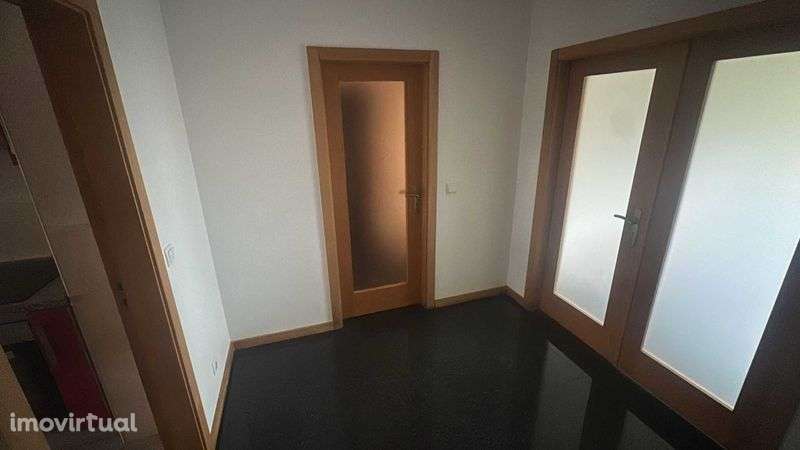 Arrenda-se T1, no centro da Mealhada - Grande imagem: 4/5