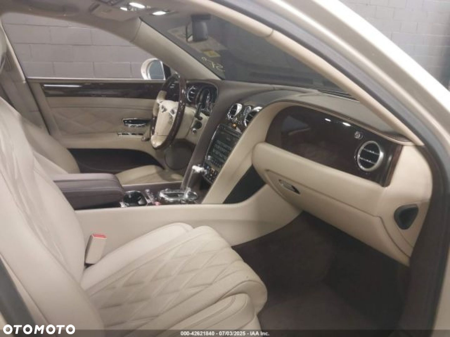 Bentley Flying Spur - 8
