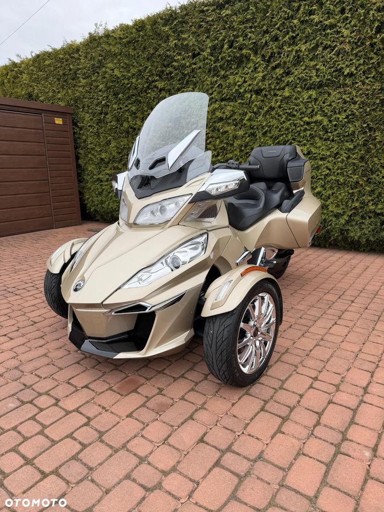 Can-Am Spyder - 3