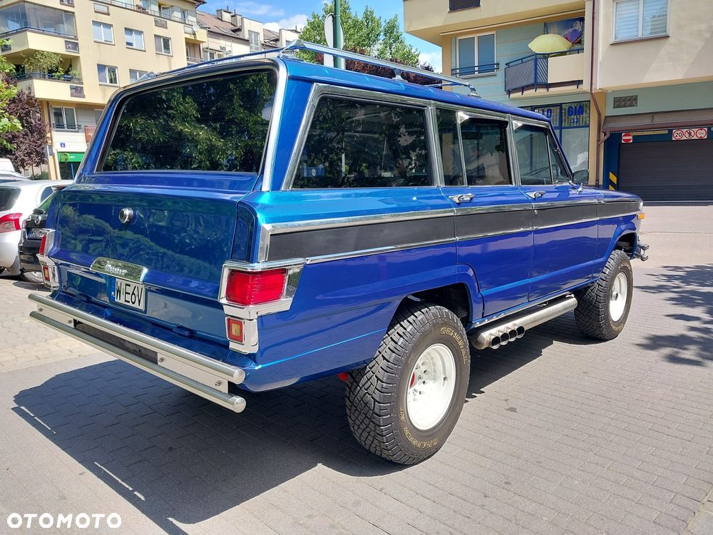 Jeep Wagoneer - 6