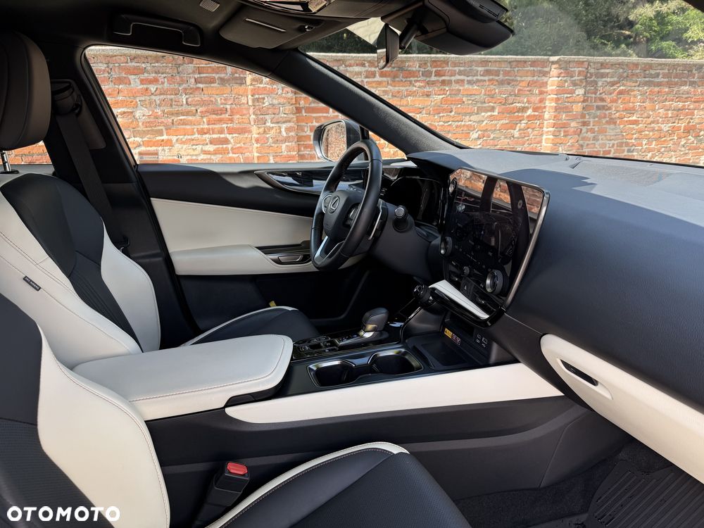 Lexus NX 350h Prestige AWD - 17