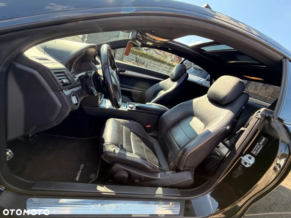 Mercedes-Benz Klasa E 350 CDI BlueEff - 13