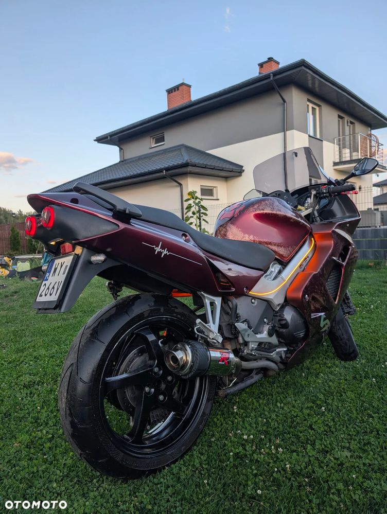 Honda VFR - 7