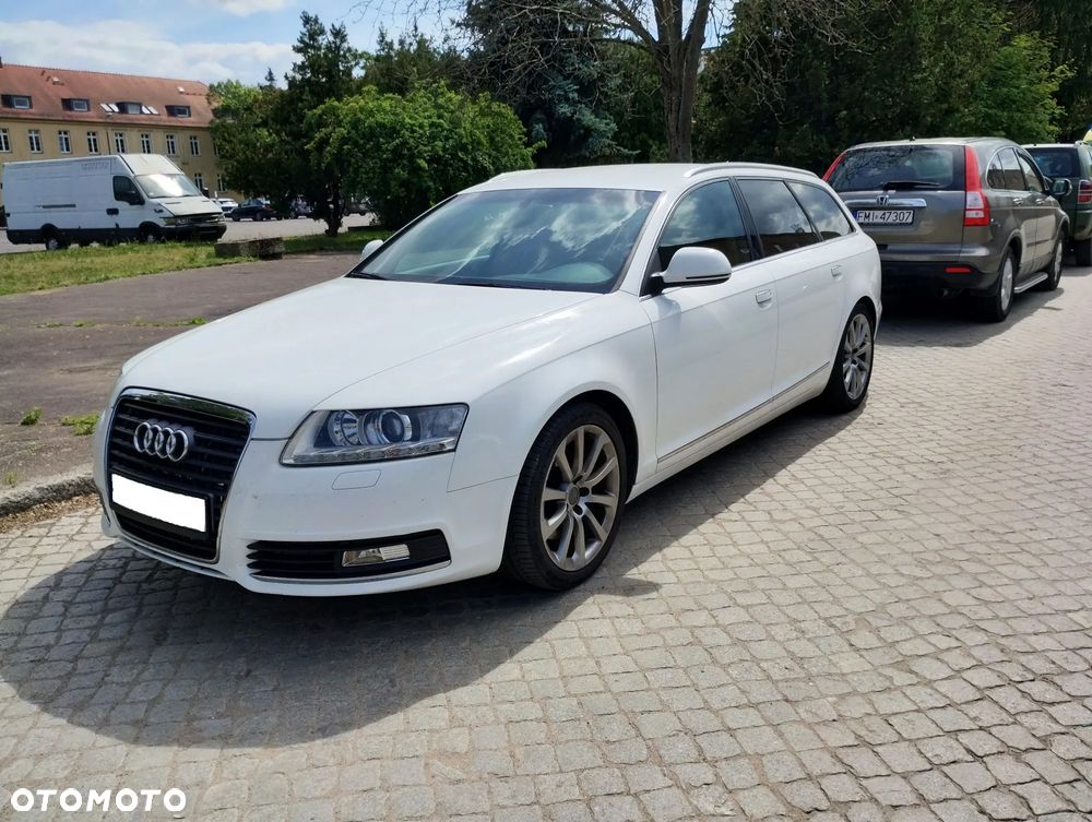 Audi A6 Avant - 1