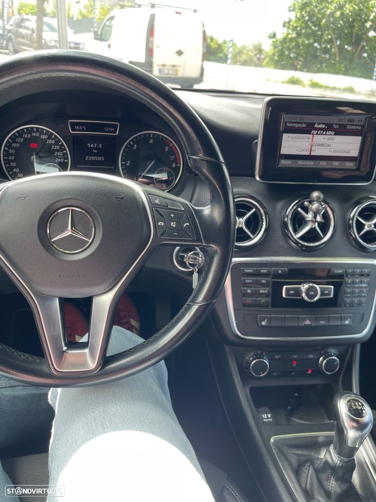 Mercedes-Benz A 180 CDI (BlueEFFICIENCY) Urban - 8