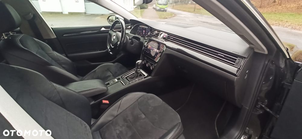 Volkswagen Arteon 2.0 TDI SCR Elegance DSG - 9