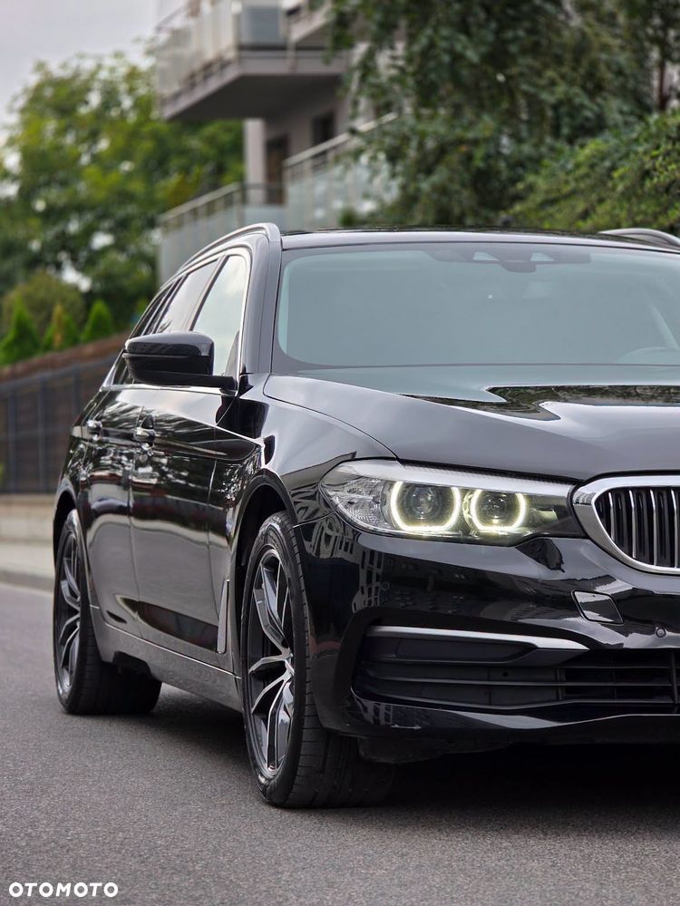 BMW 5 Series 2017 photo 5