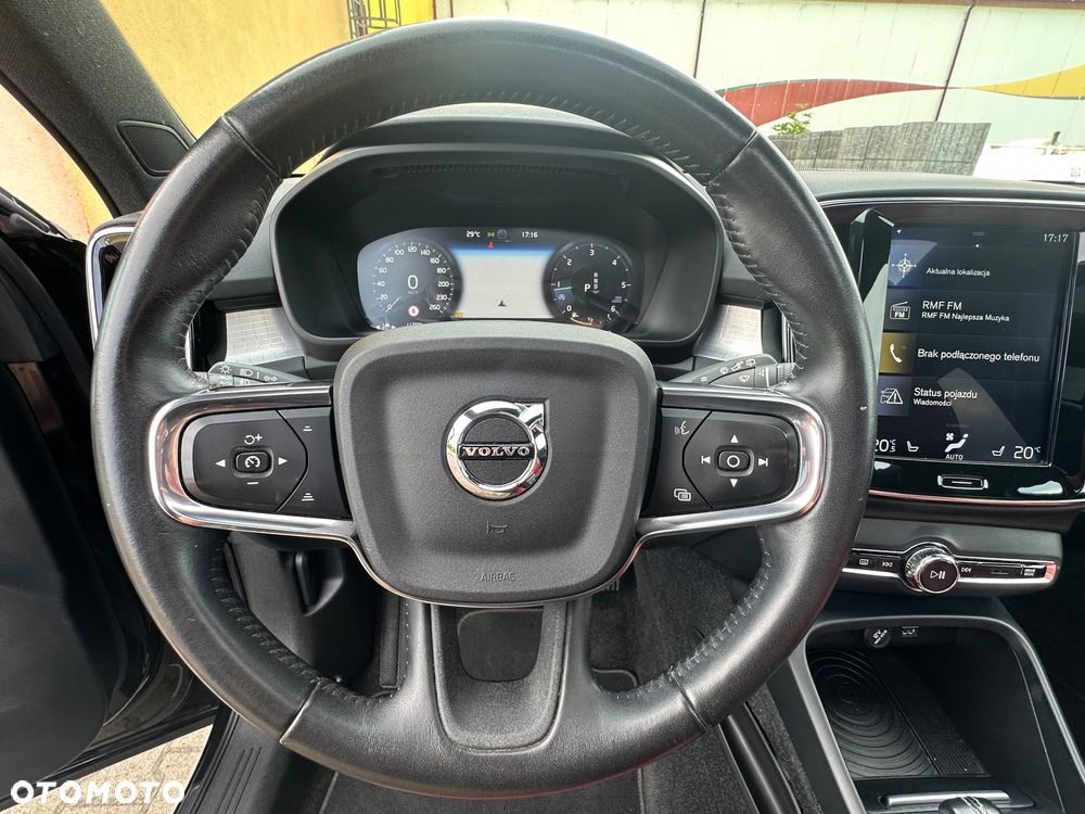 Volvo XC 40 - 19