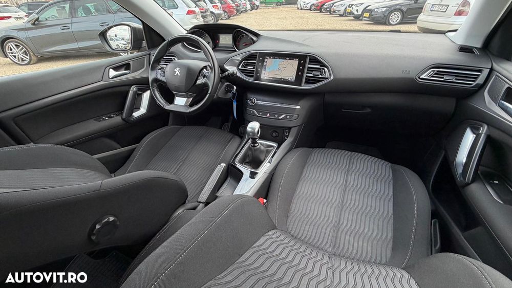 Peugeot 308 e-HDi 115 Stop & Start Niveau 2 Business-Line - 8