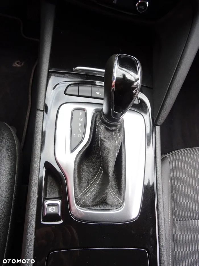 Opel Insignia 1.5 T Elite S&S - 22