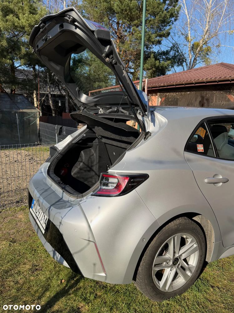 Toyota Corolla 1.8 Hybrid Comfort - 12