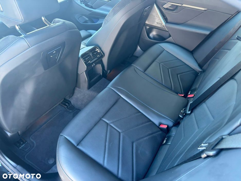 BMW Seria 5 520d xDrive mHEV M Sport - 19
