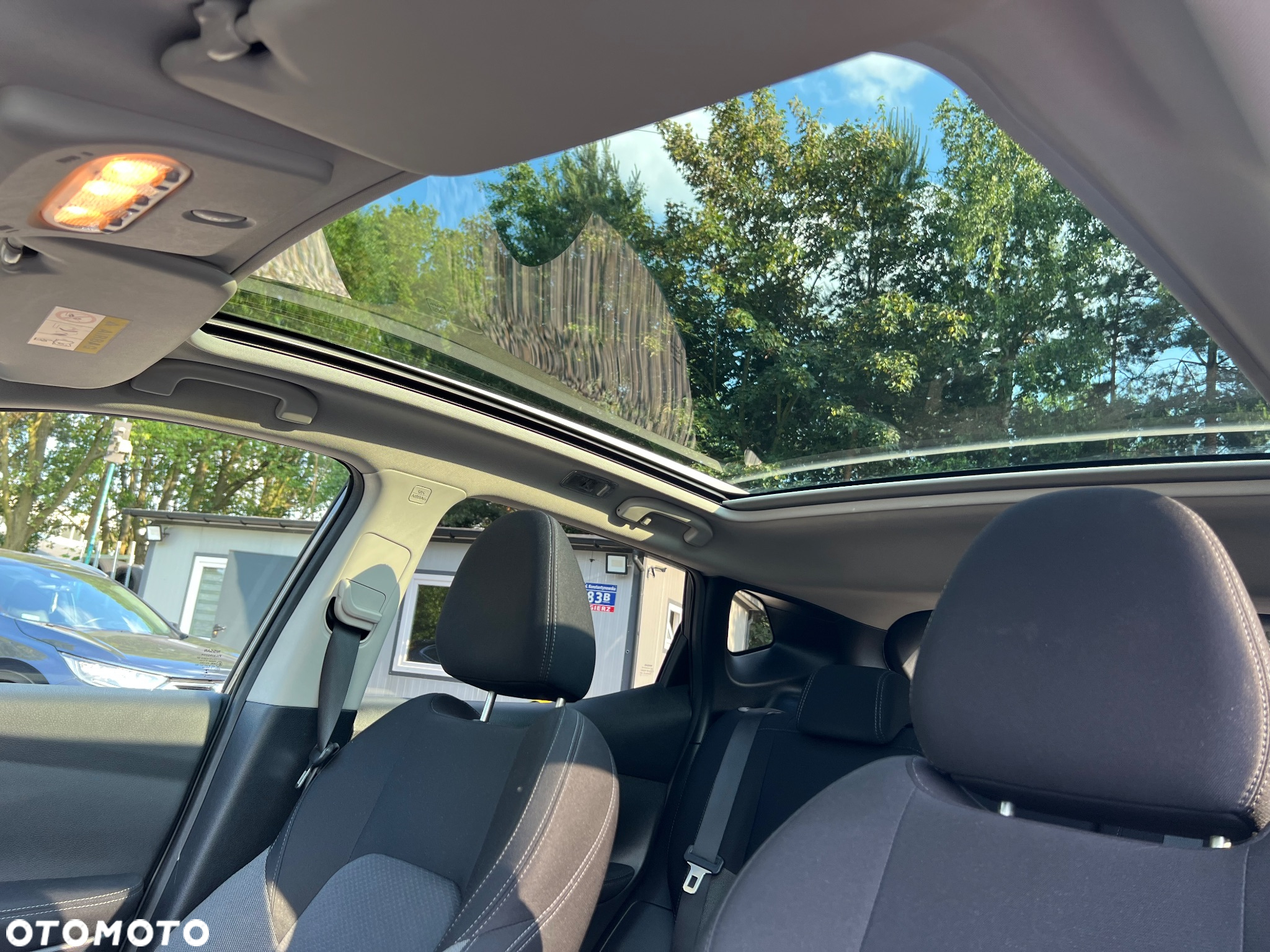 Nissan Qashqai 1.6 DIG-T N-Connecta - 12