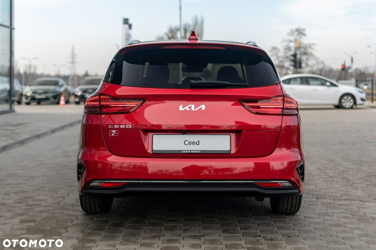 Kia Ceed - 5
