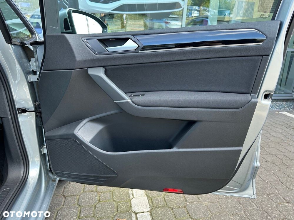 Volkswagen Touran 1.5 TSI EVO Comfortline DSG - 20