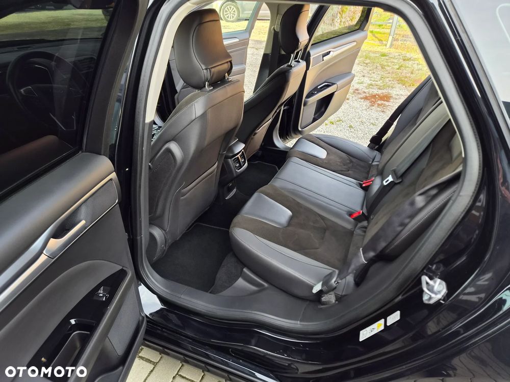 Ford Mondeo - 19