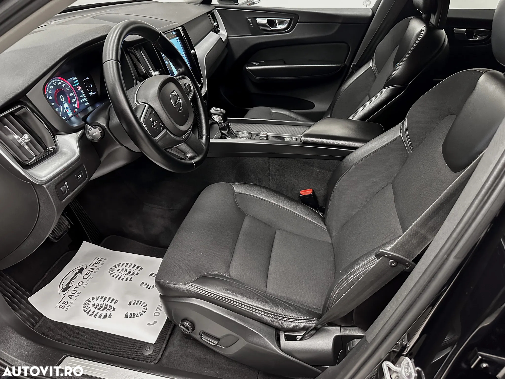 Volvo XC 60 D4 AWD Momentum - 19