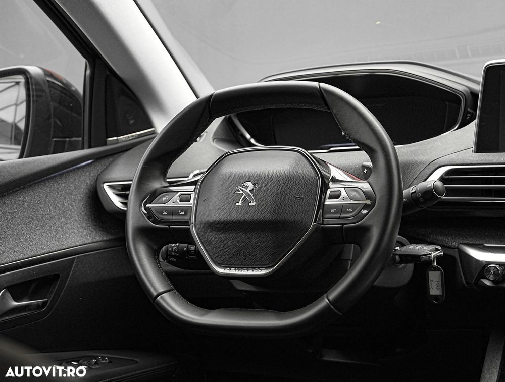 Peugeot 3008 1.5 BlueHDI S&S EAT8 Allure - 18