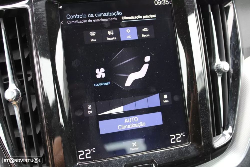 Volvo XC 60 2.0 D4 R-Design Geartronic - 31