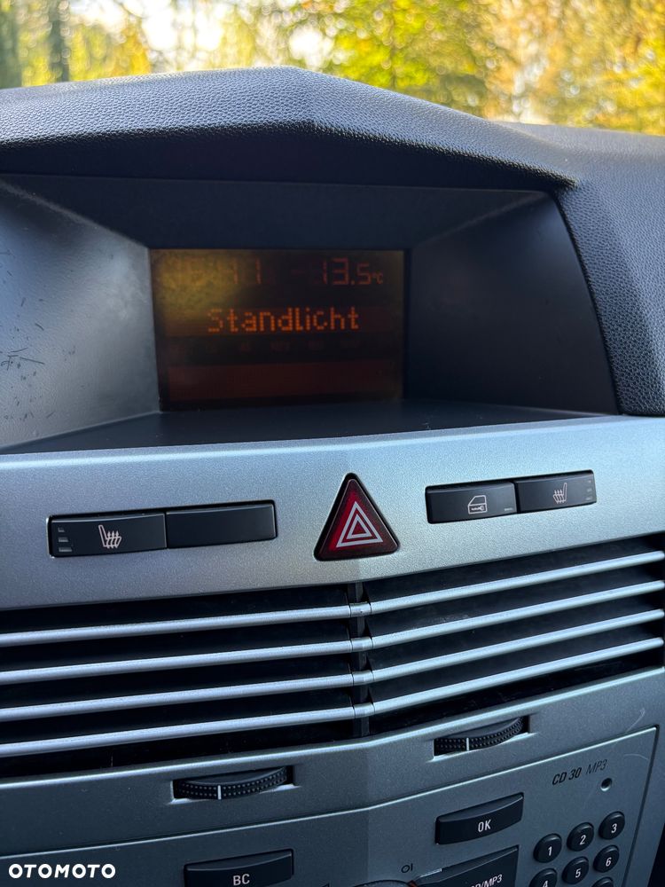 Opel Astra - 22