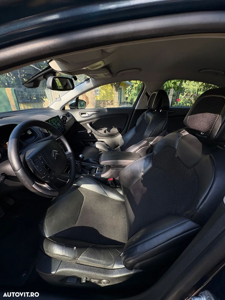 Citroën C5 2.0 HDI BVM6 H3+ Exclusive - 11