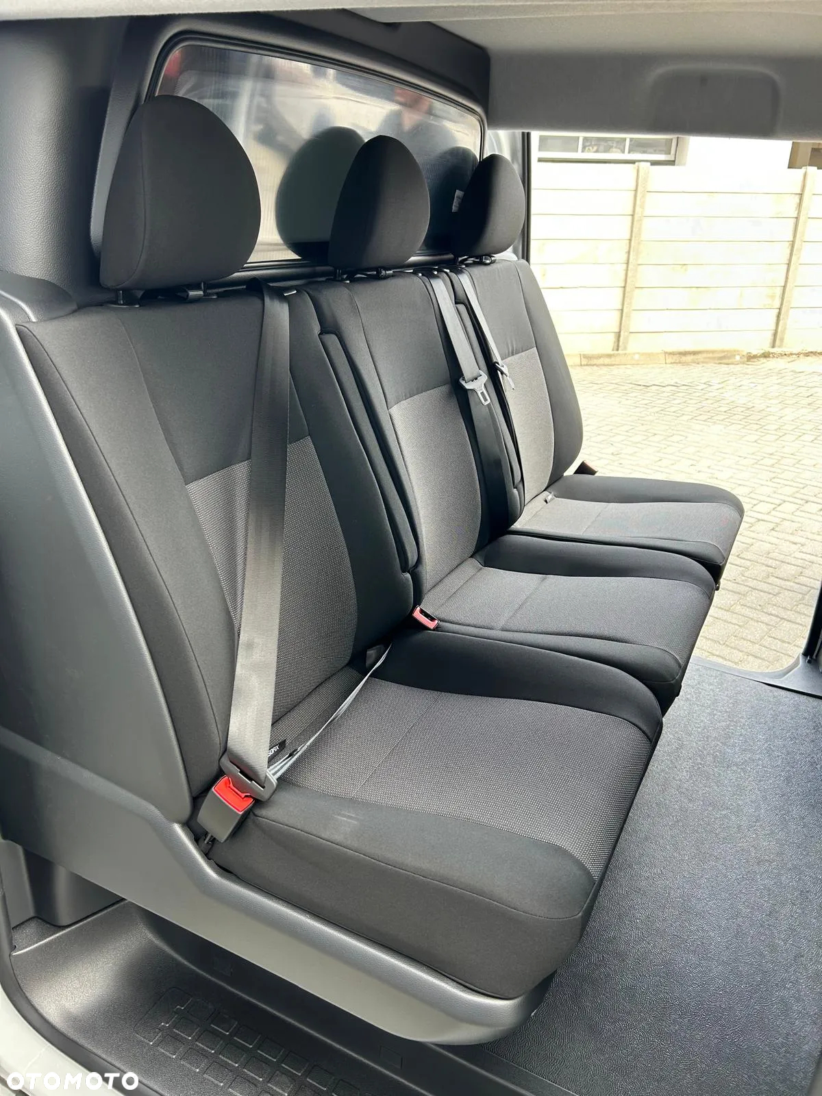 Opel VIVARO - 15