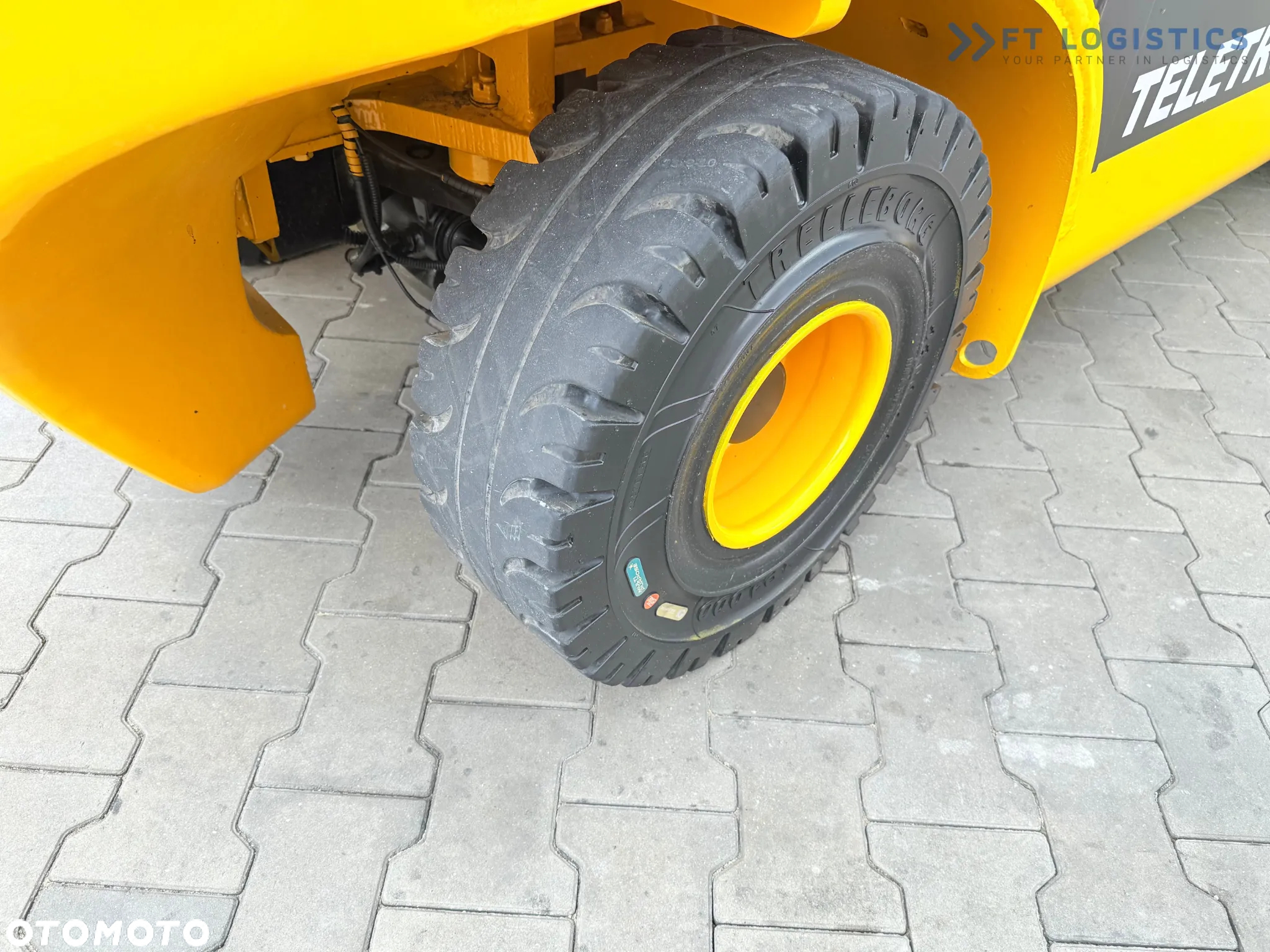 JCB TLT35D / DIESEL / KABINA / NOWE OPONY / 4450MM / TELESKOP - STAN IDEALNY - 10