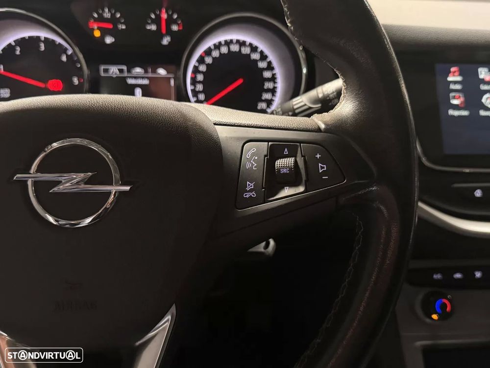 Opel Astra Sports Tourer 1.5 D Design & Tech S/S - 24