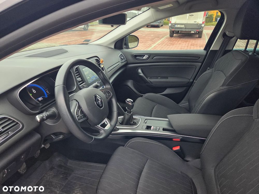 Renault Megane 1.5 Blue dCi Intens - 12