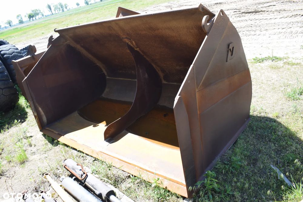 Łyżka ładowarkowa 12m3 Volvo L220 L180 3.6m szer. - 30