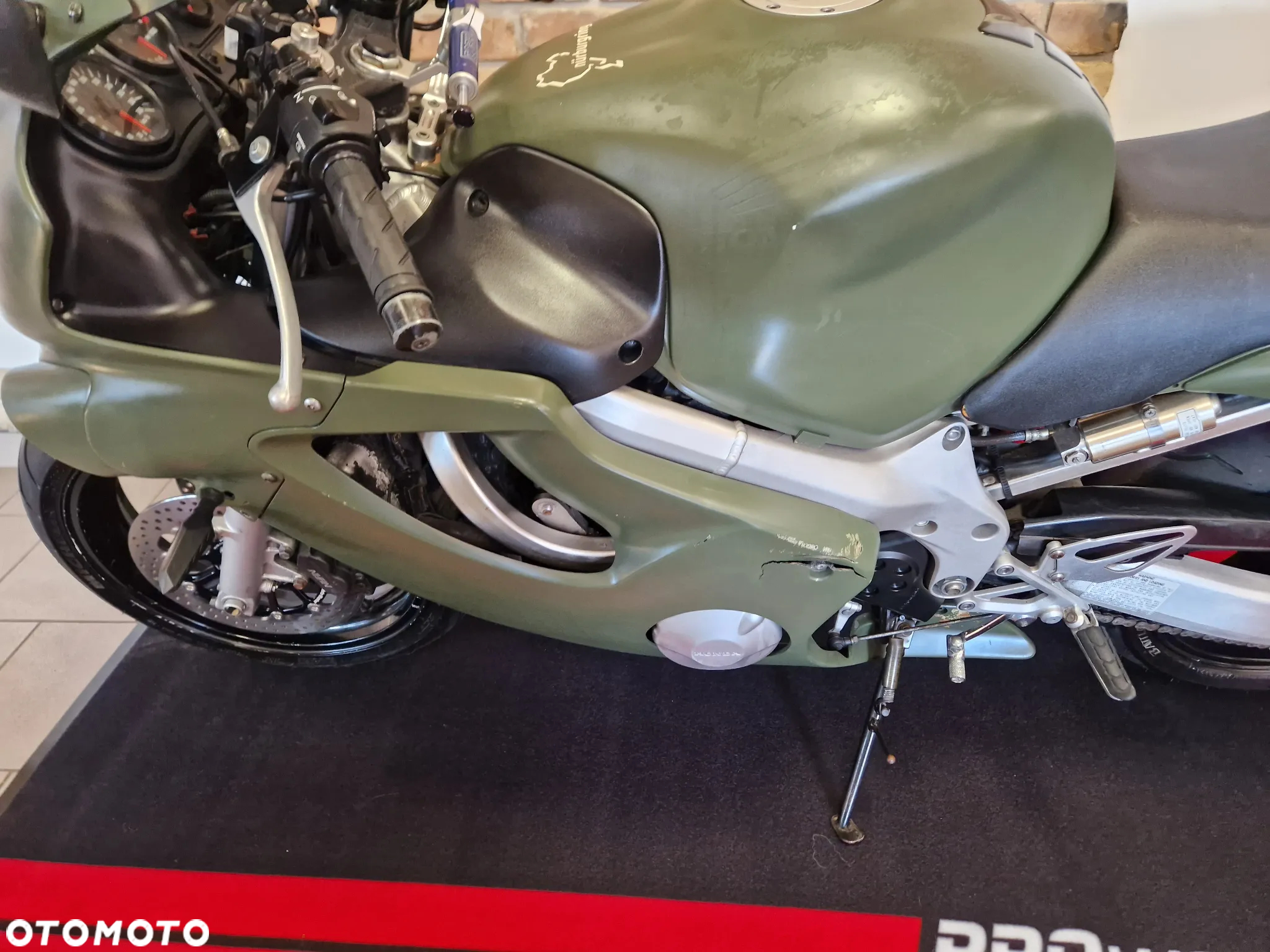 Honda CBR - 25