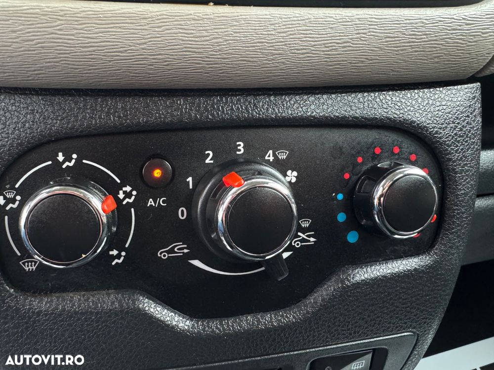 Dacia Dokker SCe 100 Ambiance - 9