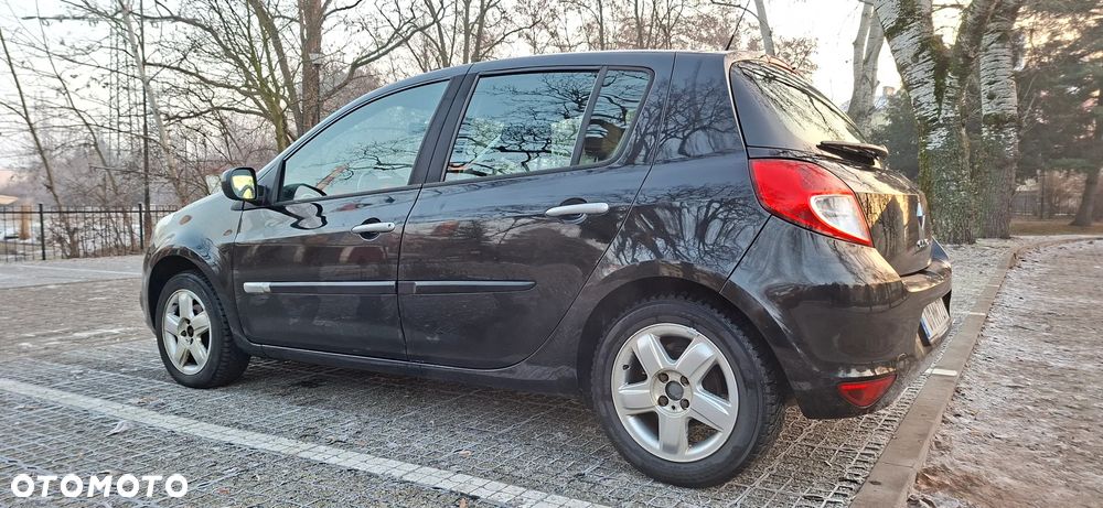 Renault Clio TCe 100 Dynamique - 3