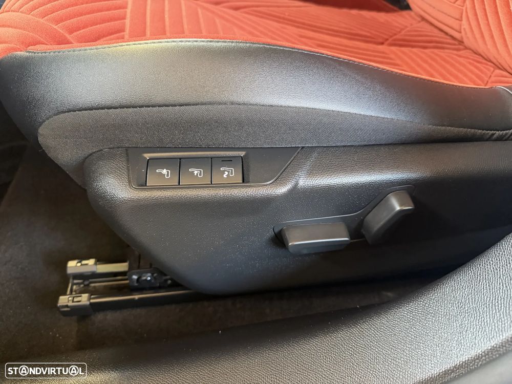 Lancia Ypsilon - 16