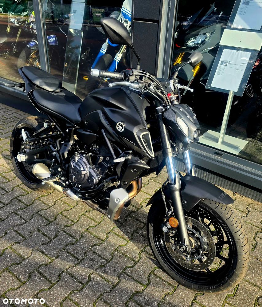 Yamaha MT - 5