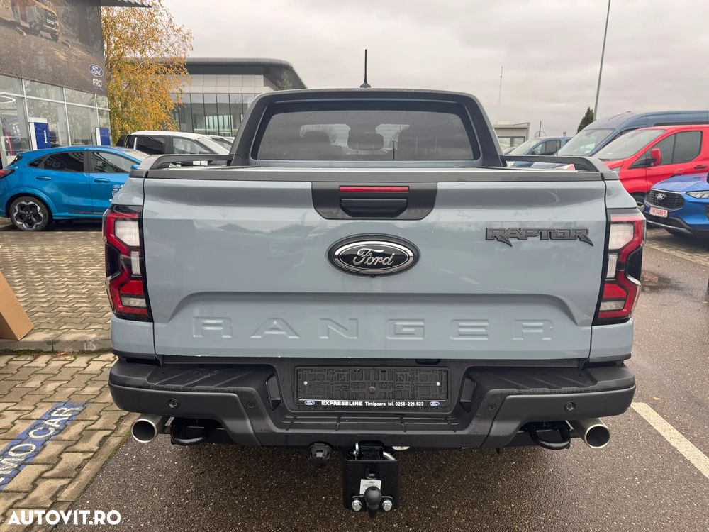 Ford Raptor - 6